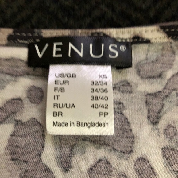 VENUS Leopard 🐆 Animal Print surplice cold shoulder top NEW - Picture 9 of 11